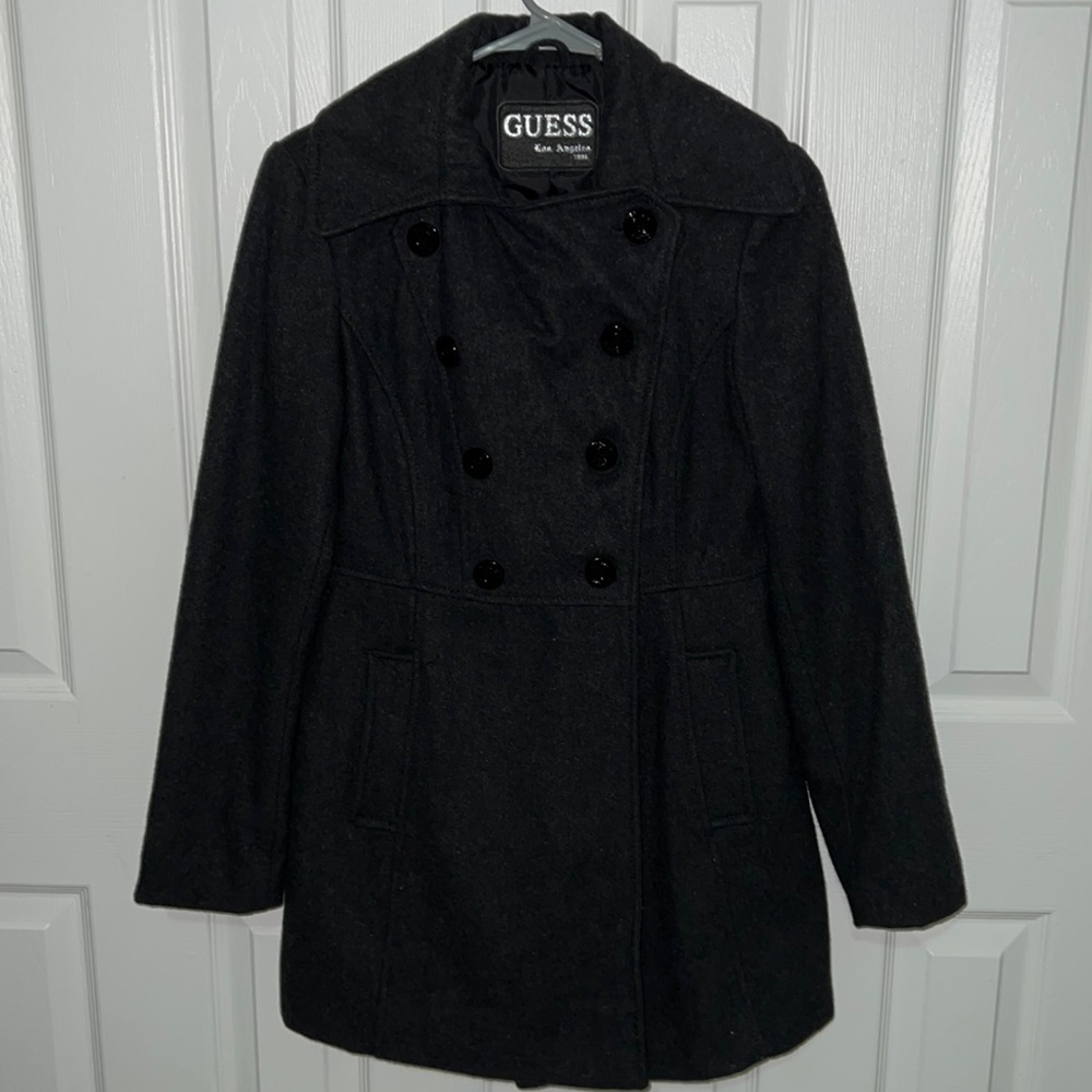 Guess women winter coat. Size S